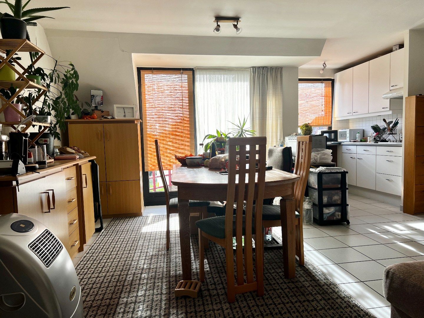 Gezellig duplexappartement met kelderberging en garage, centraal in Stasegem  foto 4