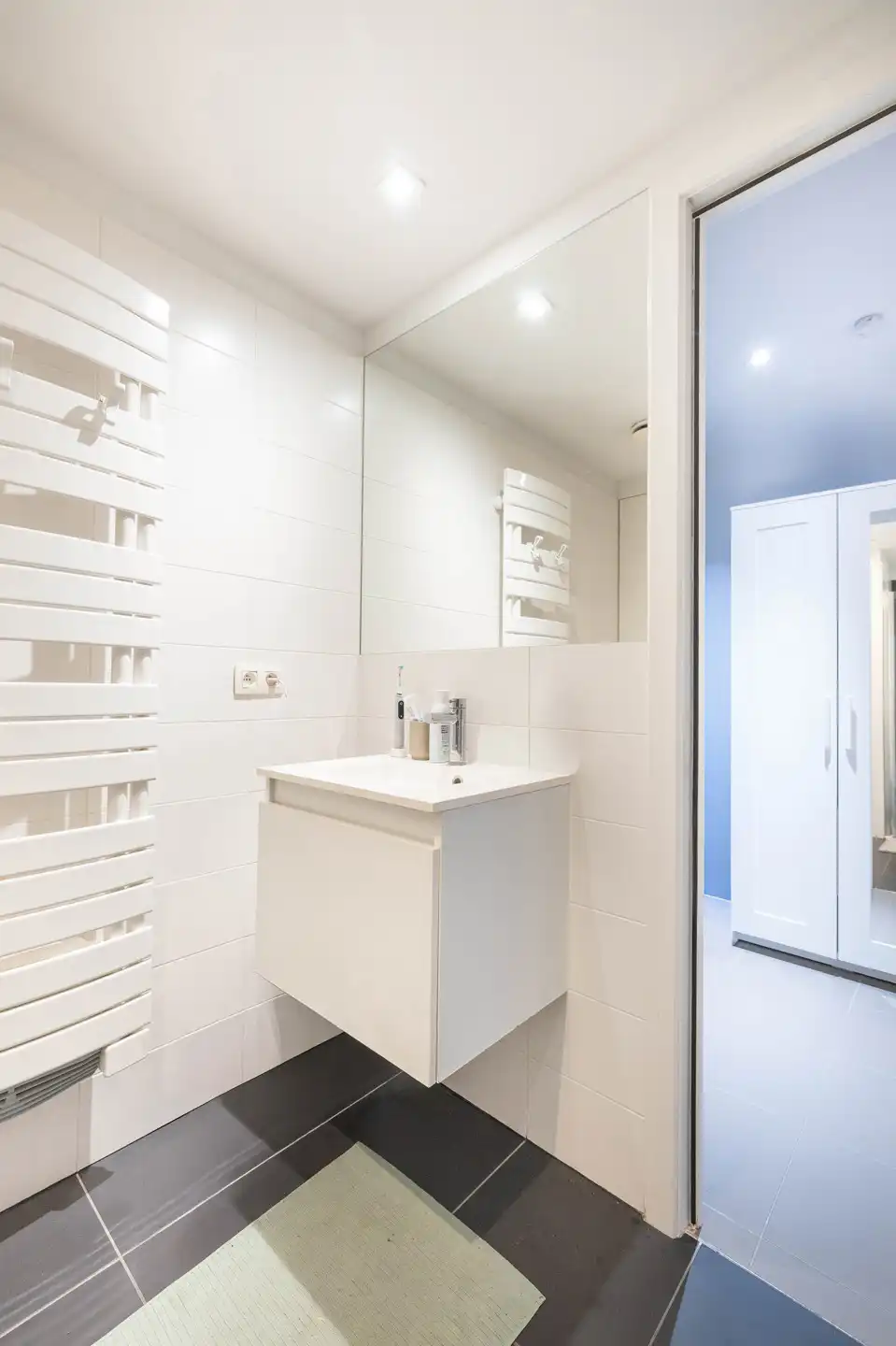 Nieuwe studio in de Europese wijk! foto 7