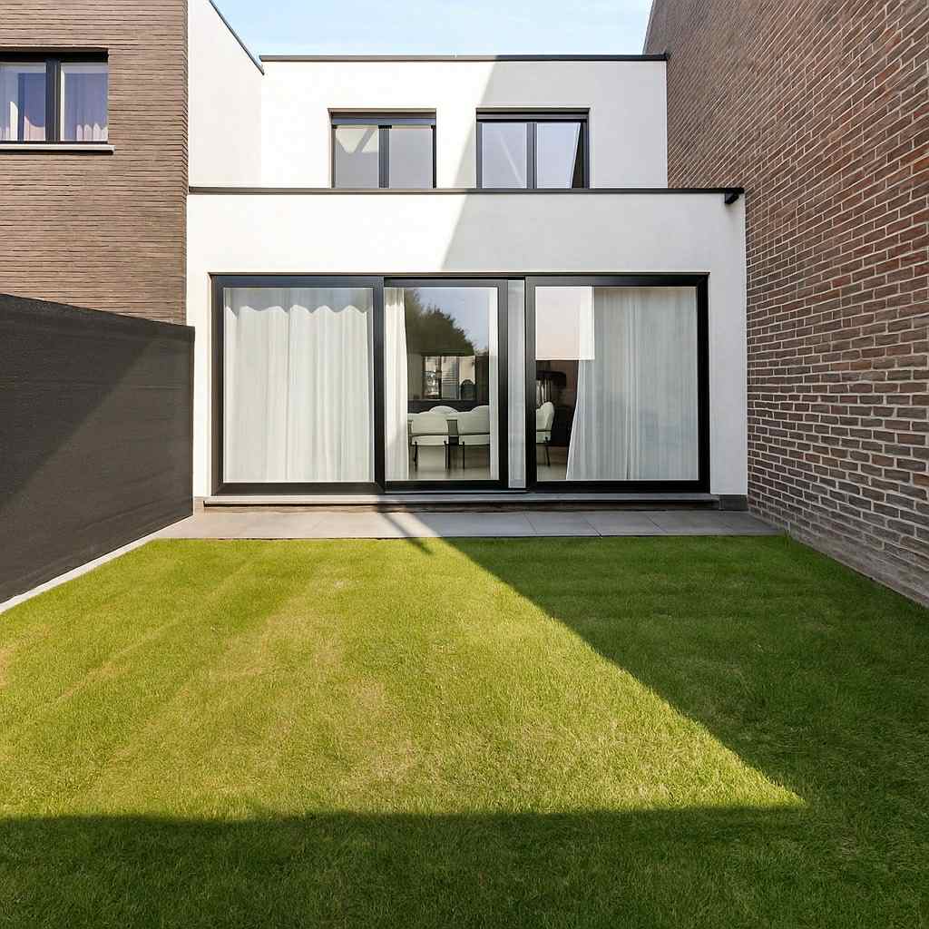 QUASI NIEUWBOUW MET 4 SLPK. & 2 BADKAMERS foto 10