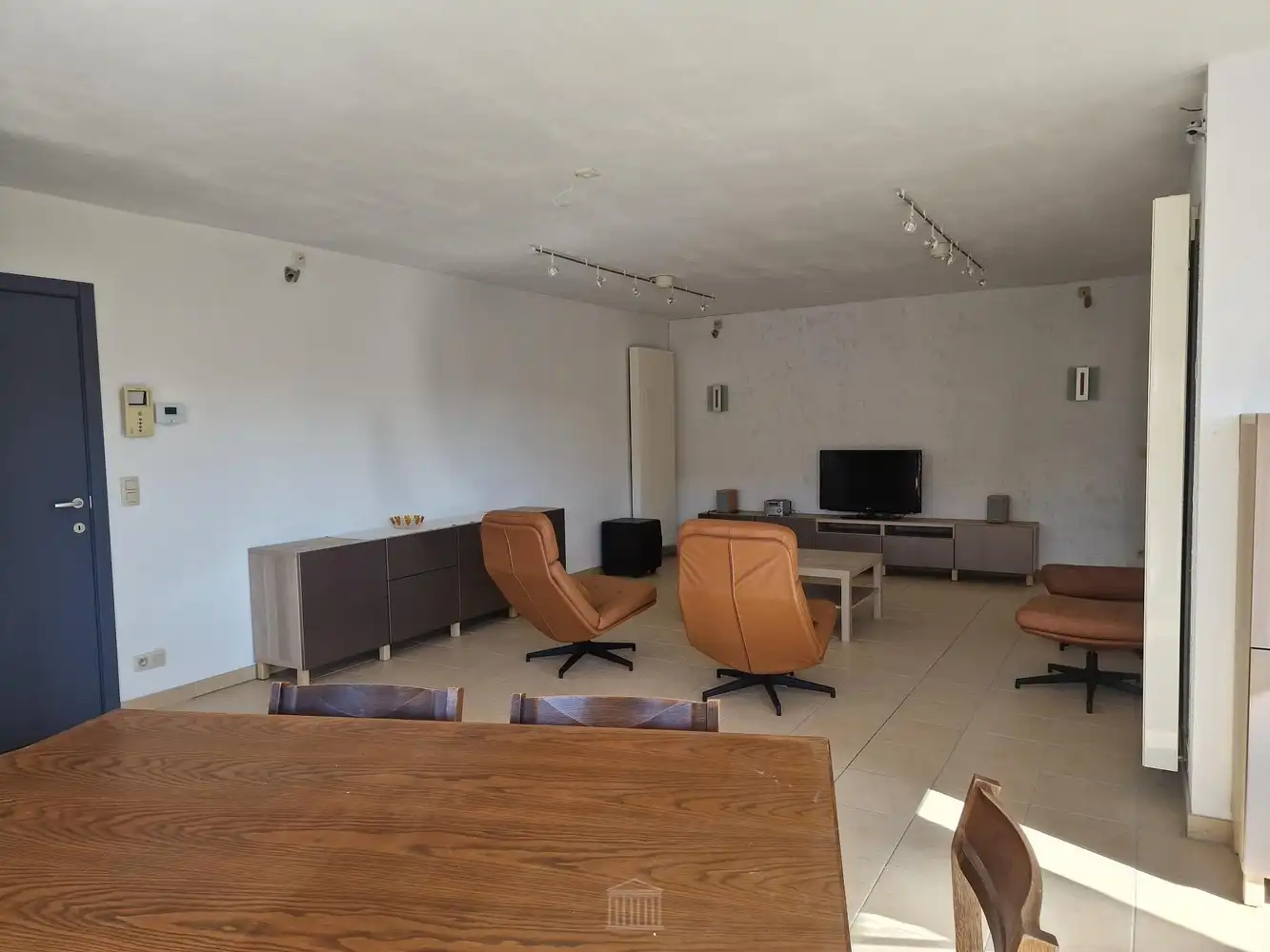 Ruim (126m²) en lichtrijk appartement met 3 slaapkamers, 2 terrassen in het stadscentrum! foto 4