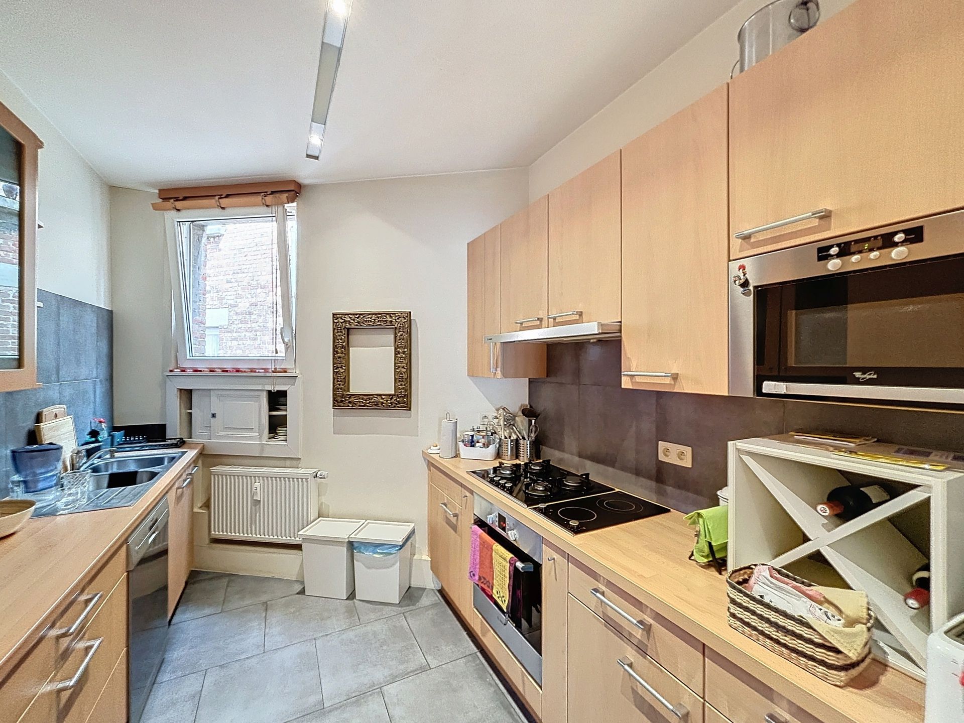 Elsene, prestigieuze gemeubelde flat 2 slaapkamers + bureau foto 8