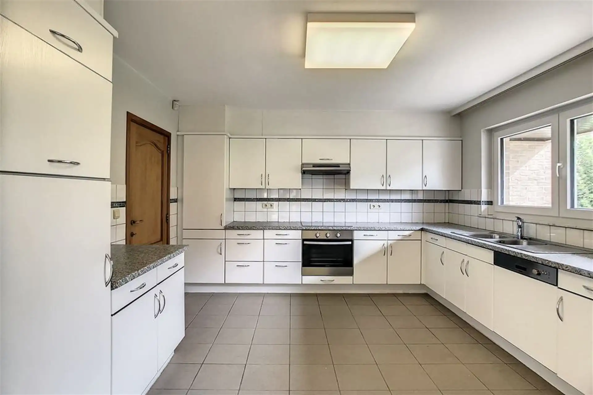 Rustig gelegen en energiezuinige villa foto 9