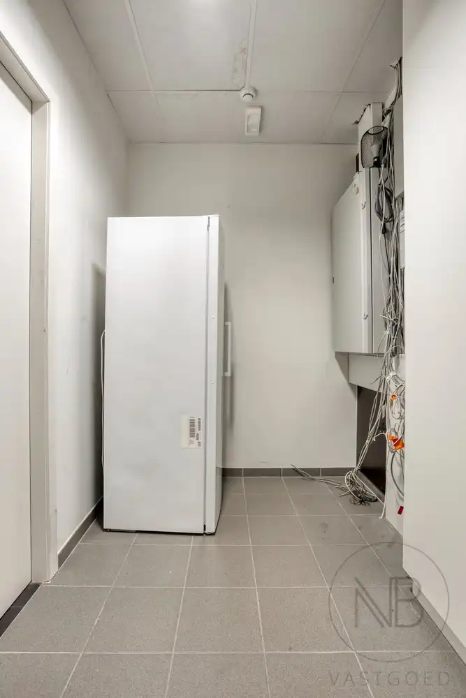 Instapklaar bedrijfsruimte van ca. 420 m² in het Botta-gebouw foto 26