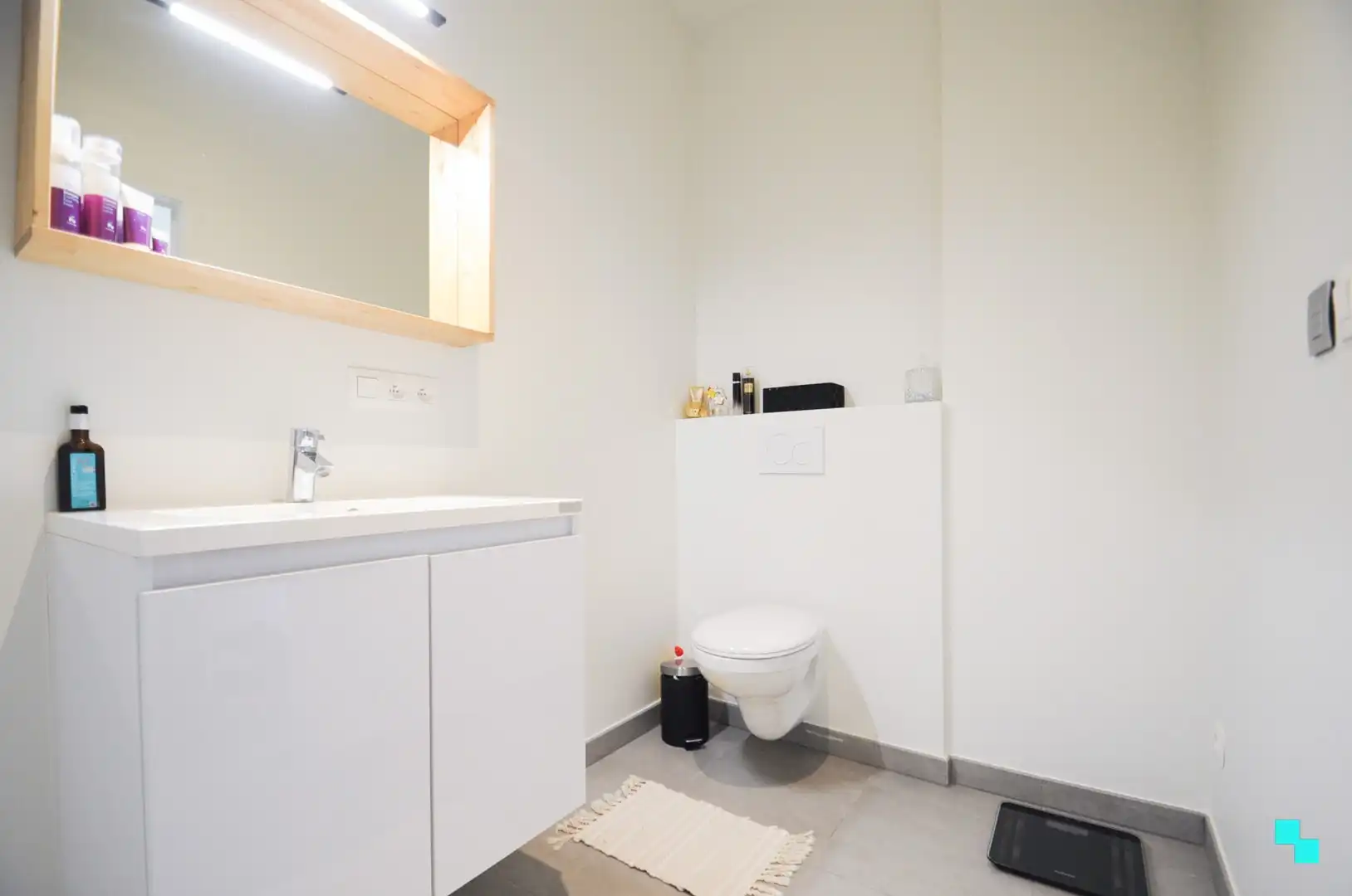 Zeer ruim appartement centraal in Izegem foto 12