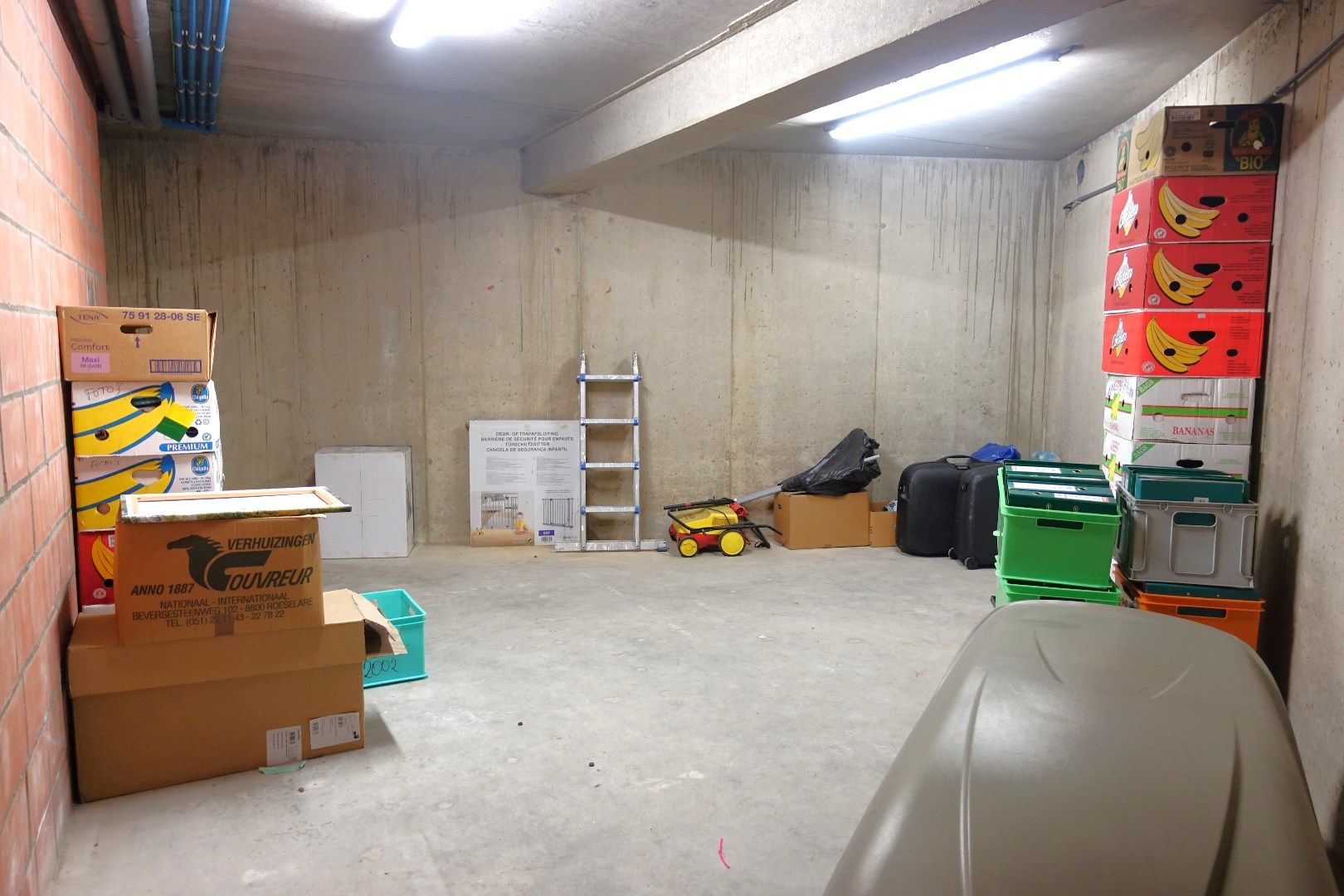 Goed gelegen handelspand op commerciële ligging te Lichtervelde foto 13