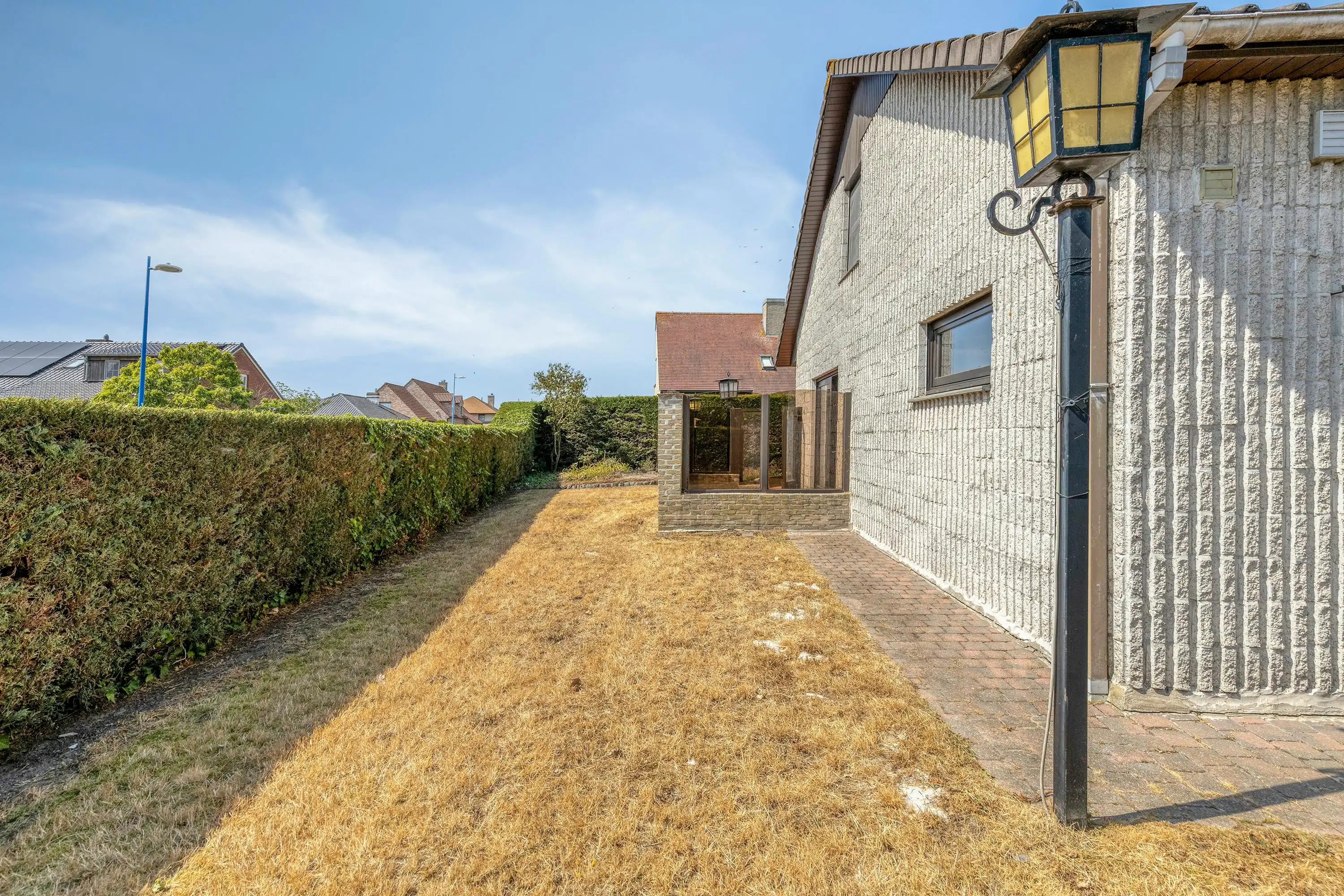 Ruime instapklare woning met 3 slaapkamers te koop in Oostduinkerke! foto 28
