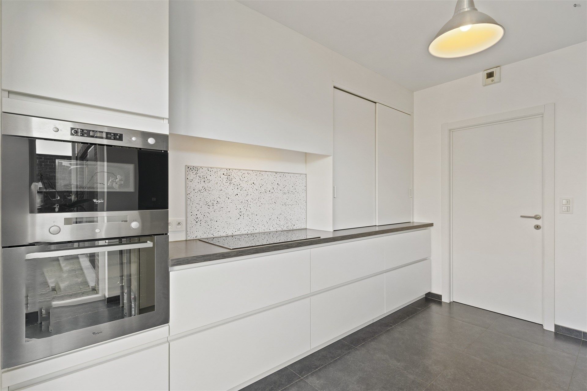 Recente bebouwing met 3 slaapkamers foto 9