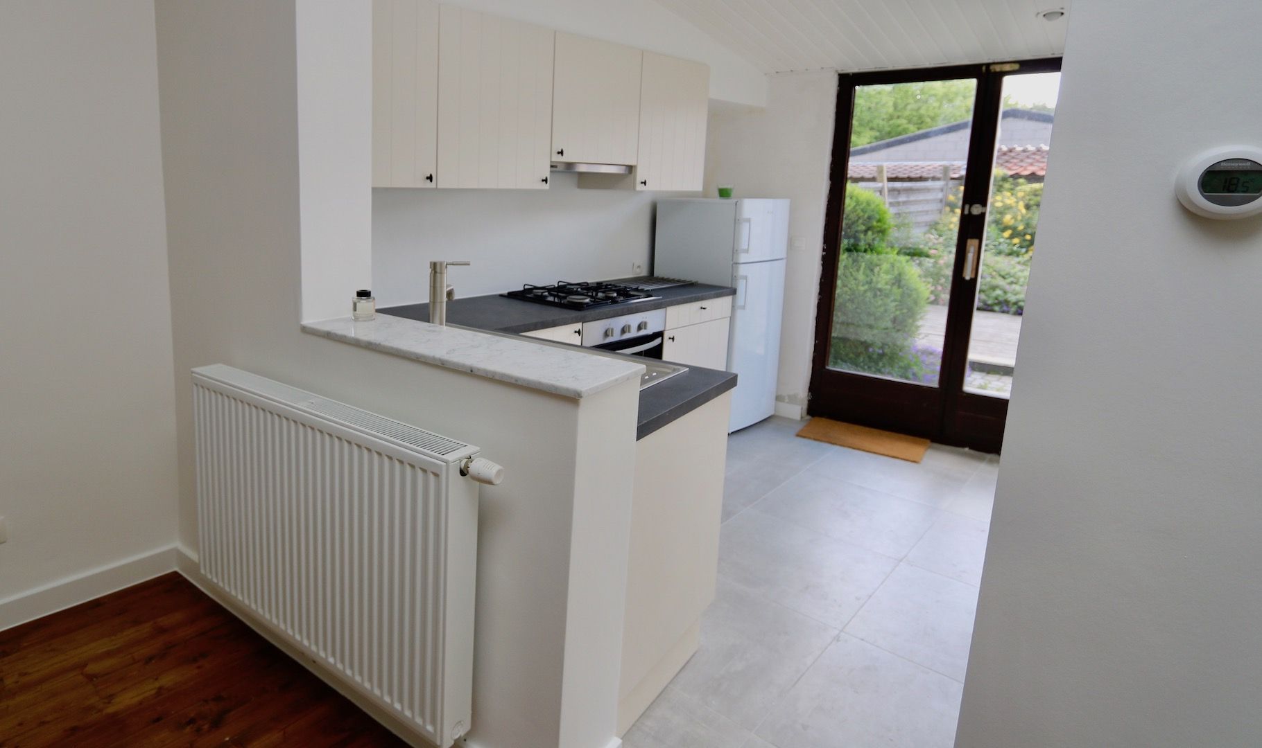 Cosy huis  - 3 slaapkamers - met terras en tuintje en fietsenpoortje/berging foto 7