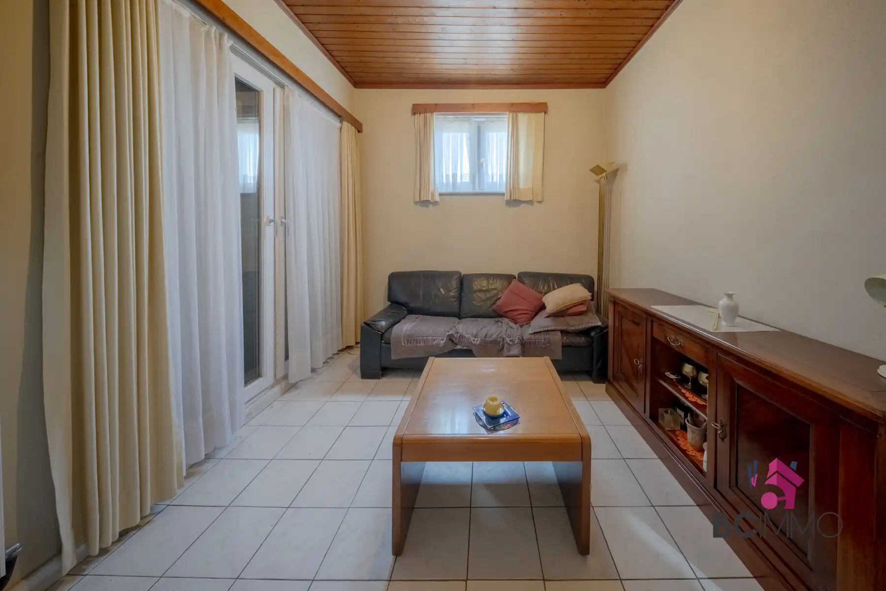 Halfopen bebouwing met twee woongedeeltes (125 m² + 95 m²) en tuin. foto 19