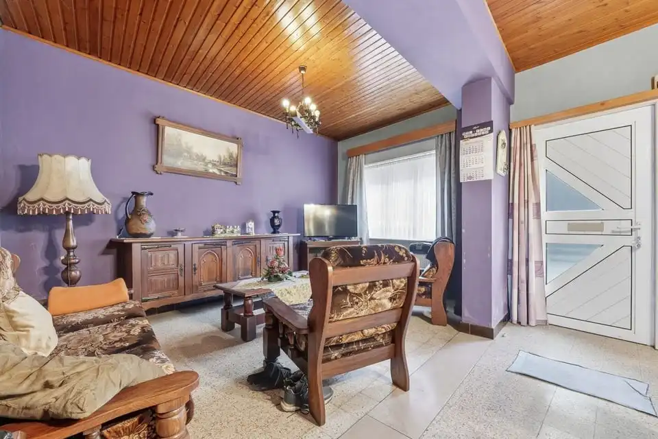 TE RENOVEREN GEZINSWONING MET POTENTIEEL EN TUIN IN HARTJE ZOUTLEEUW foto 4