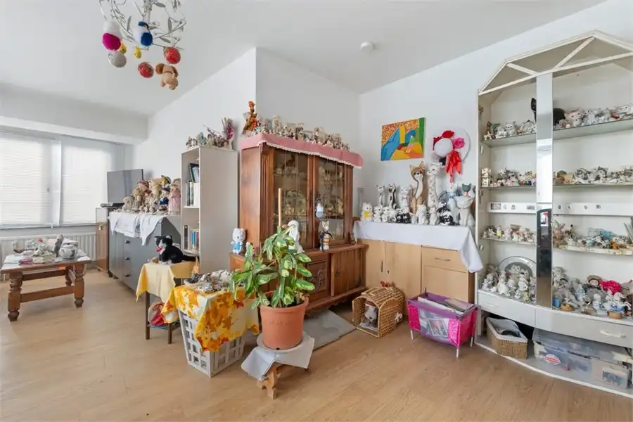 VERHUURD 2 SLK APPARTEMENT IN HET CENTRUM VAN SINT-TRUIDEN foto 10