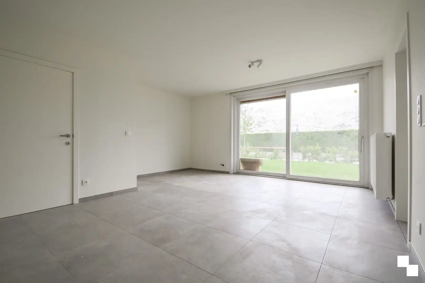Volledig gerenoveerde studio nabij centrum Roeselare foto 2