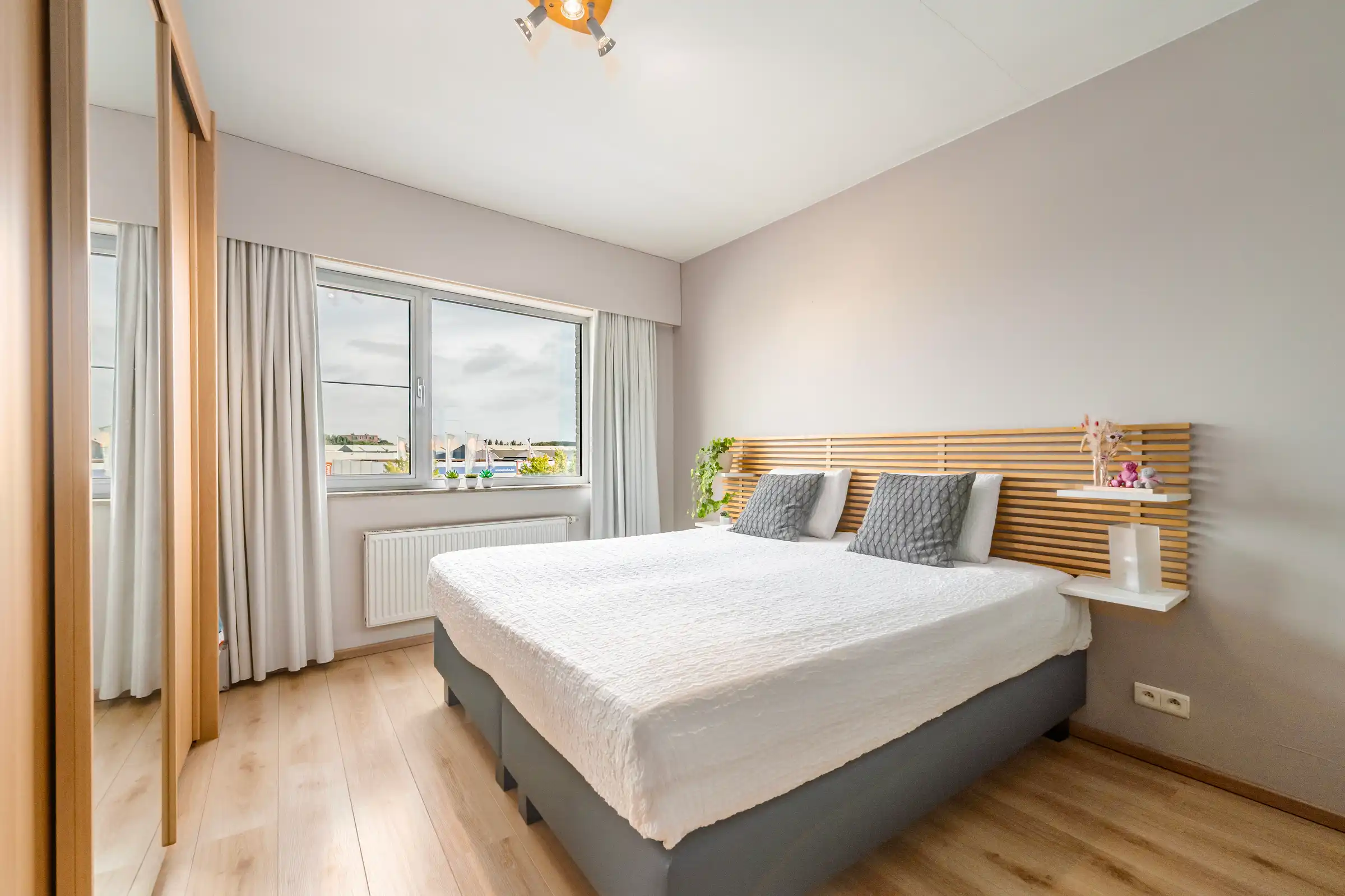 LICHTRIJK 2-SLAAPKAMERAPPARTEMENT MET ZUIDTERRAS foto 17