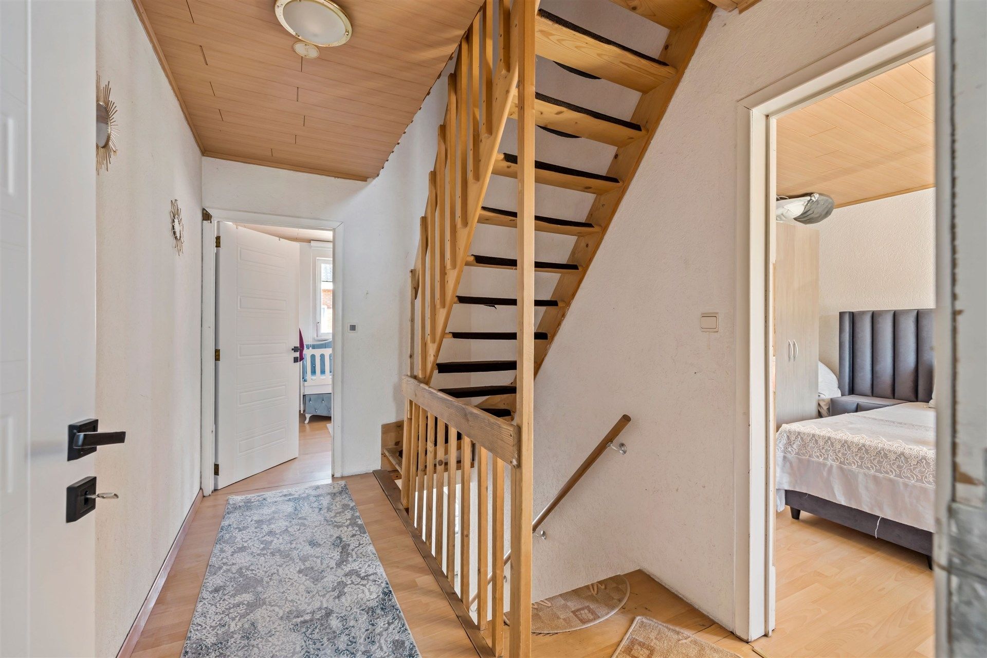 Instapklare gezinswoning met 4 slaapkamer nabij het centrum  foto 9