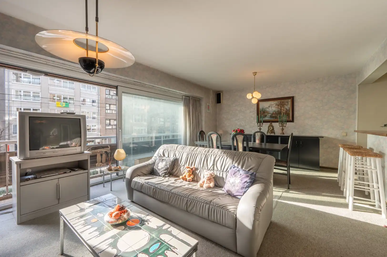 Centraal gelegen appartement met 2 slaapkamers foto 4