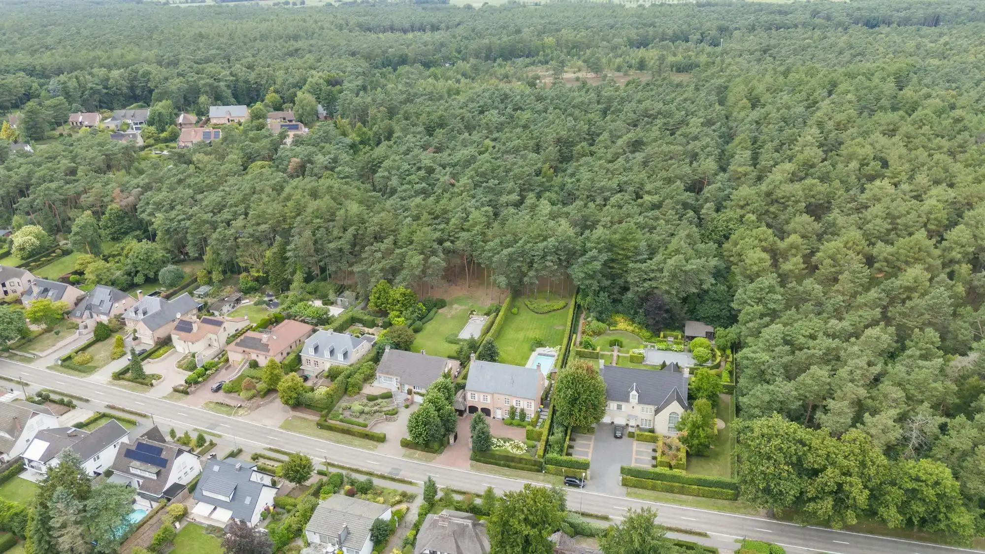 luxueuze villa op perceel van 2000m² te koop in Herentals foto 26