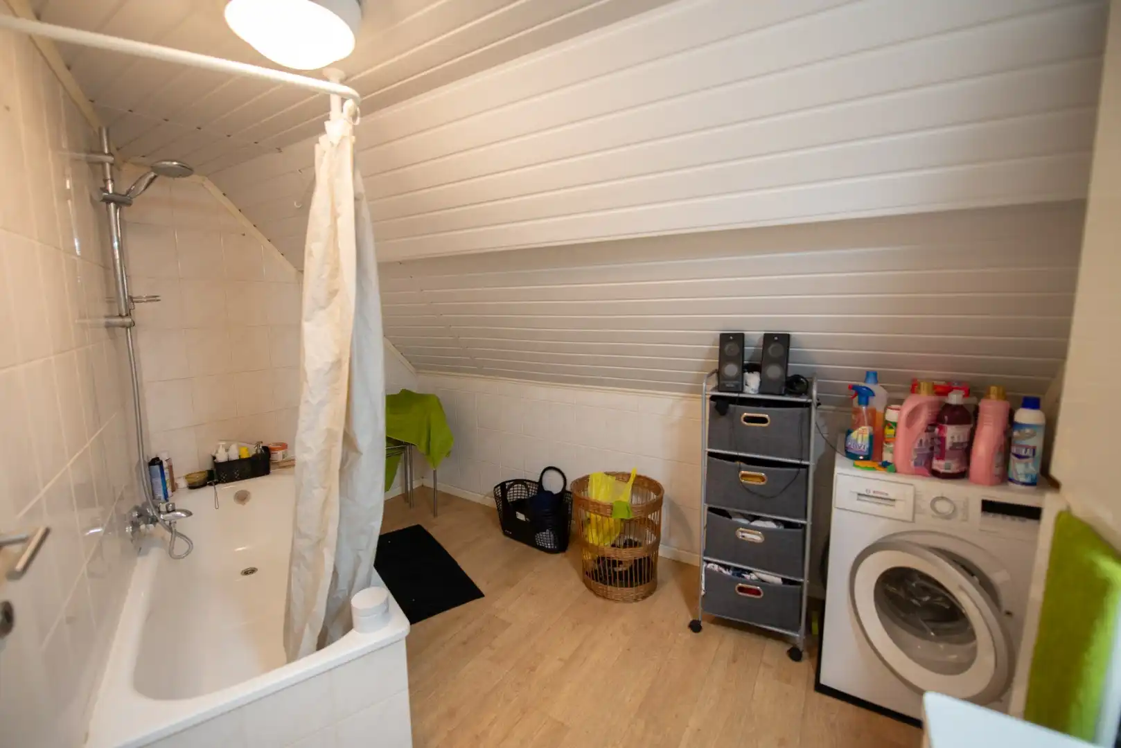 Opbrengsteigendom met 3 verhuurde appartementen op centrale liggging foto 27