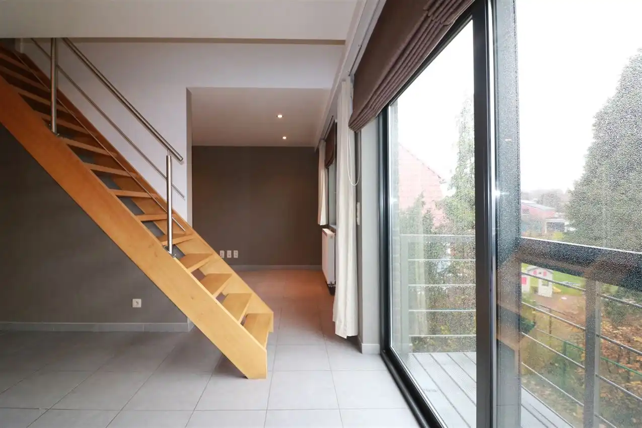 Duplex met 2 grote slpk, zuidterras, nabij station foto 4