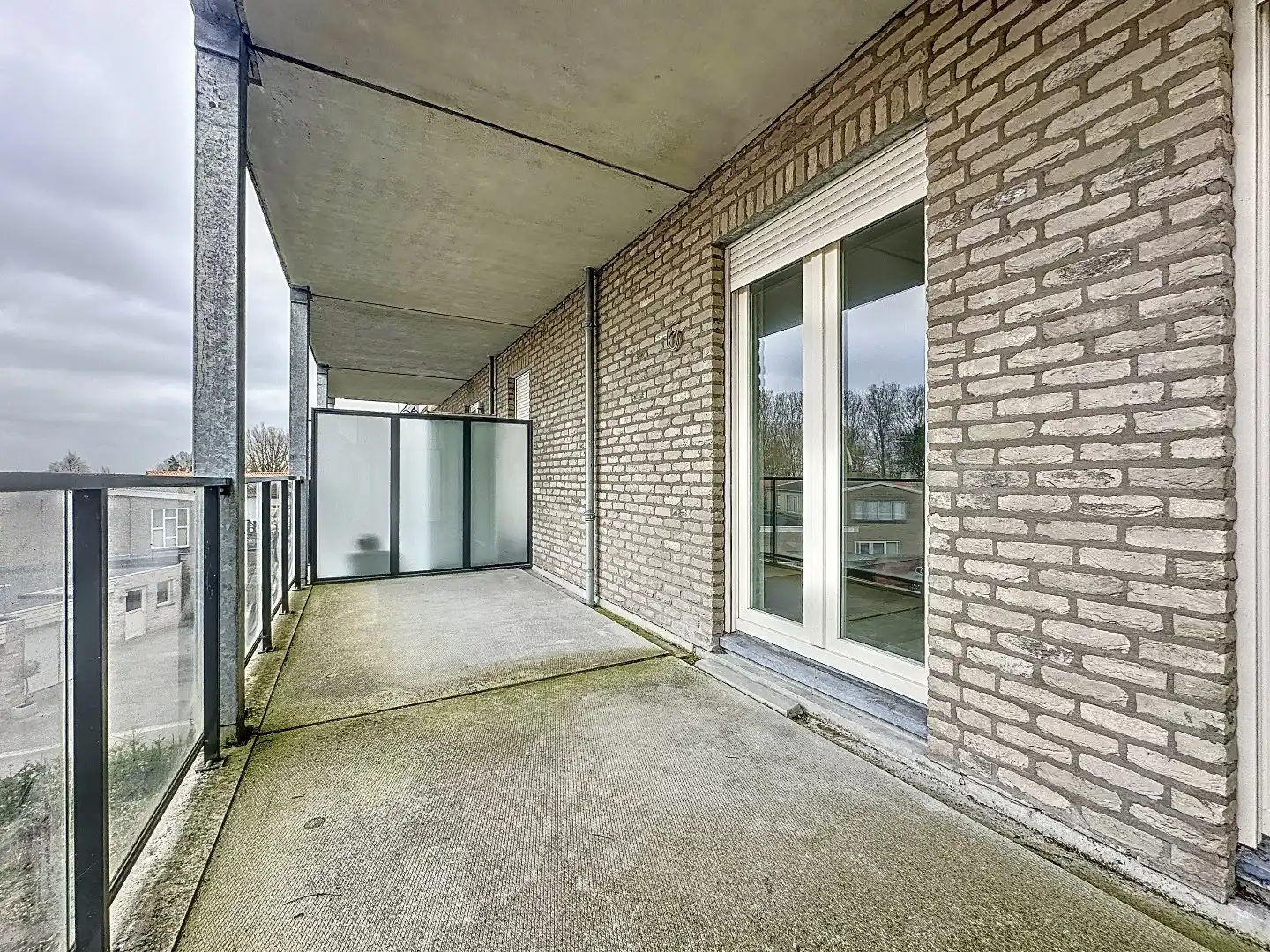 Instapklaar appartement met balkon en parkeerplaats in Aardenburg foto 30