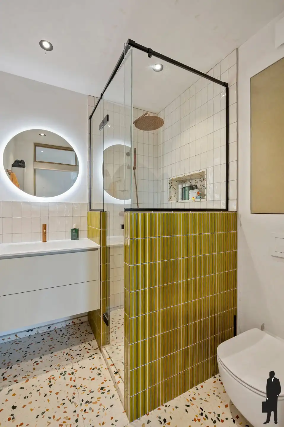 Tot in de puntjes gerenoveerd appartement op 't Zuid foto 7