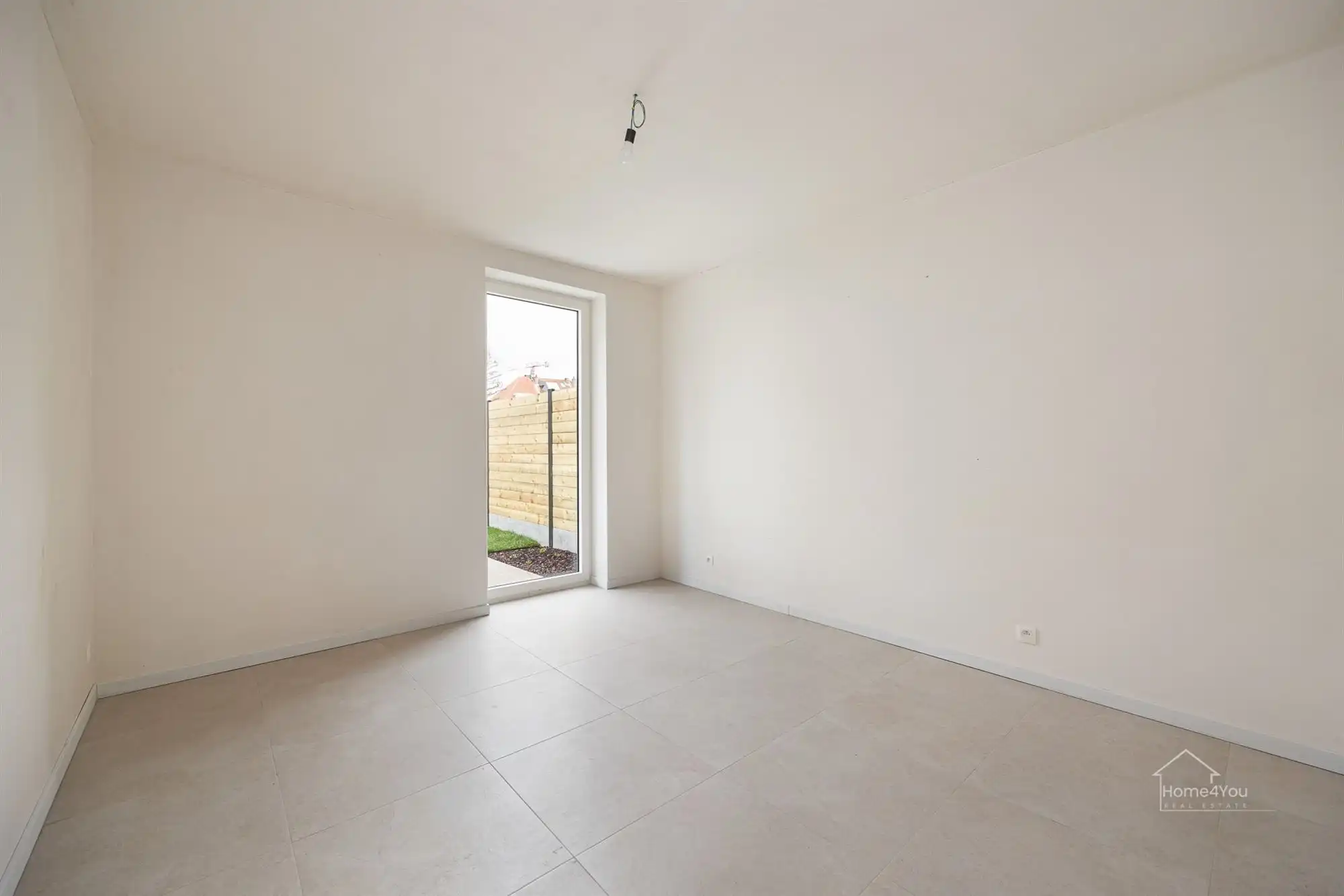 Nieuwbouw gelijkvloers appartement met aangename tuin foto 12