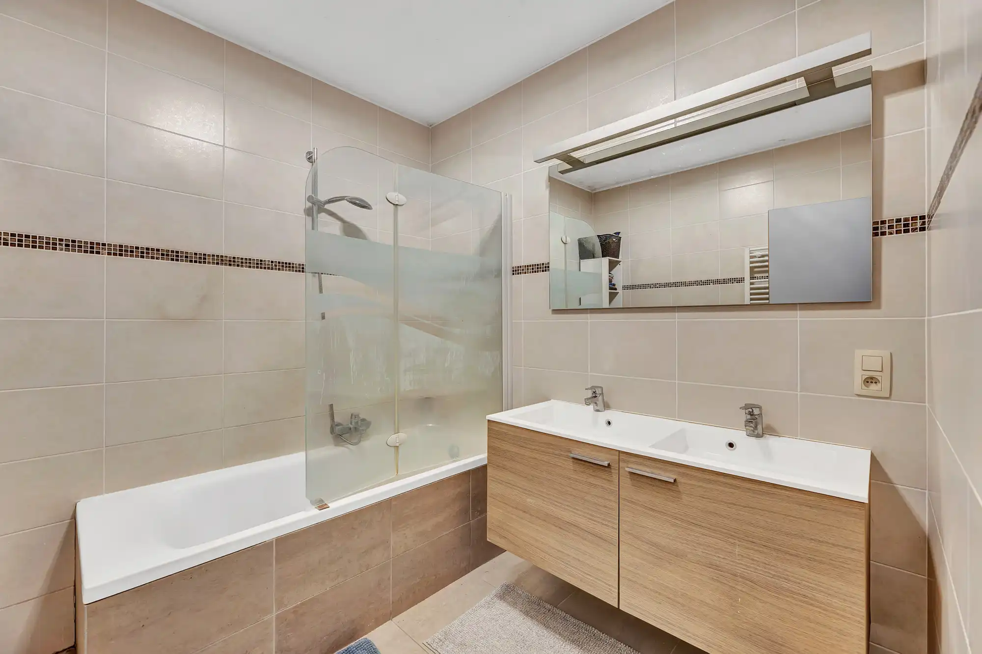 2-slaapkamer app met staanplaats in hartje Ninove foto 12