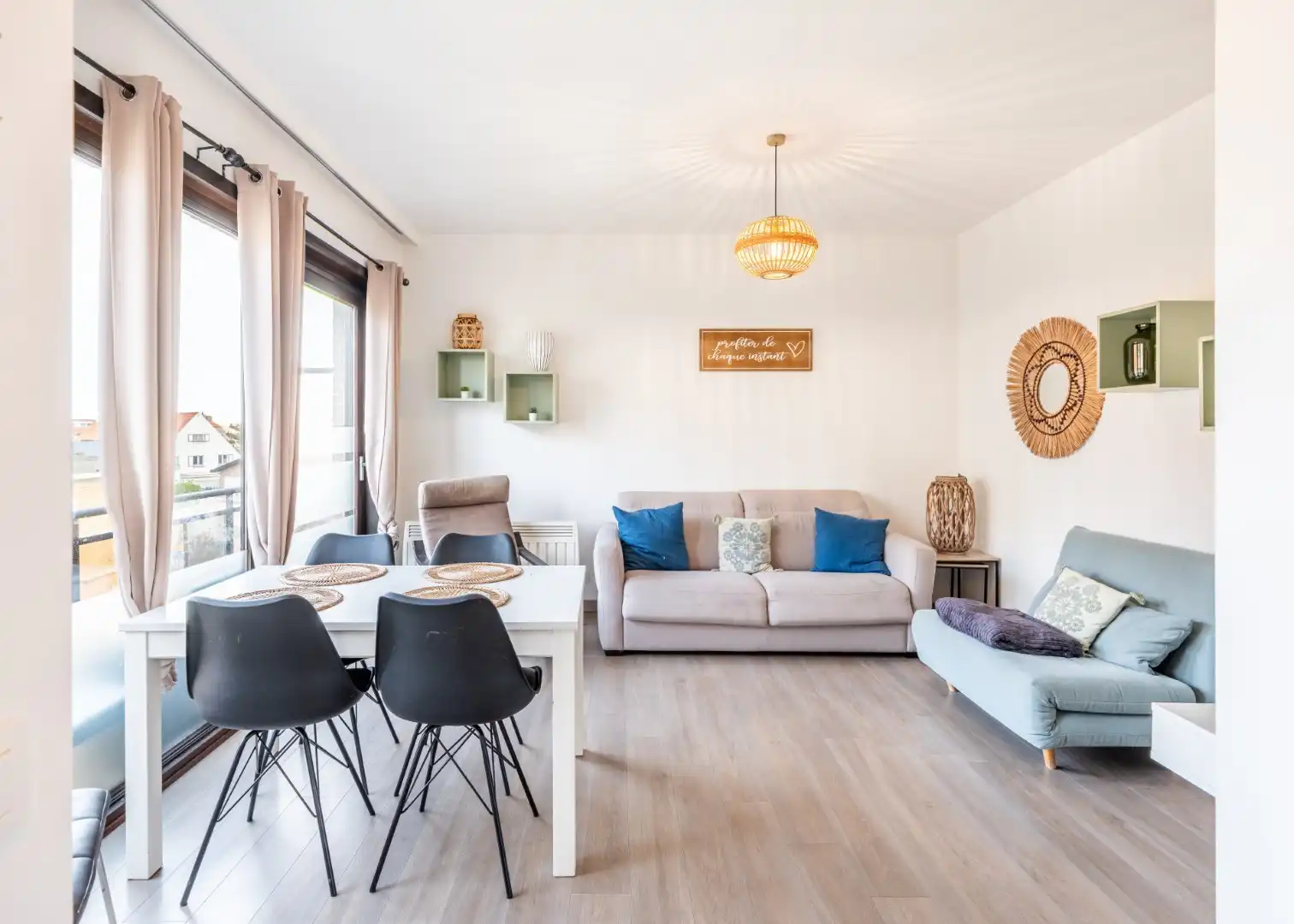 Ulla - 0304 foto {{pictureIndex}}