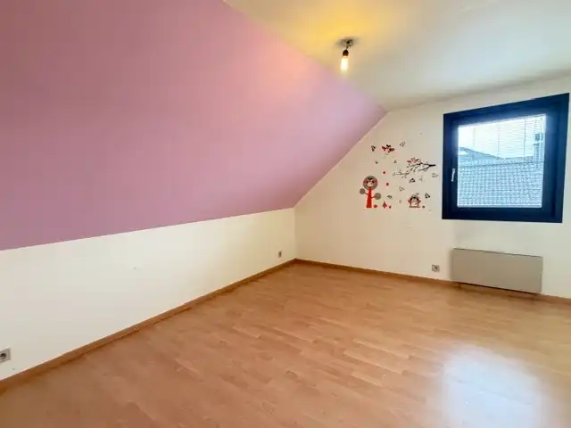 Eengezinswoning met 2 slaapkamers, garage, terras en tuin foto 16