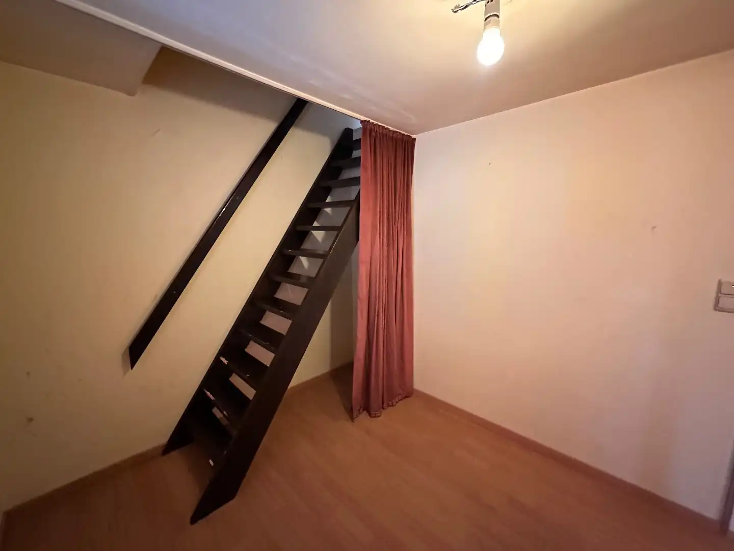 Te huur: woning gelegen in het centrum van Tongeren foto 8