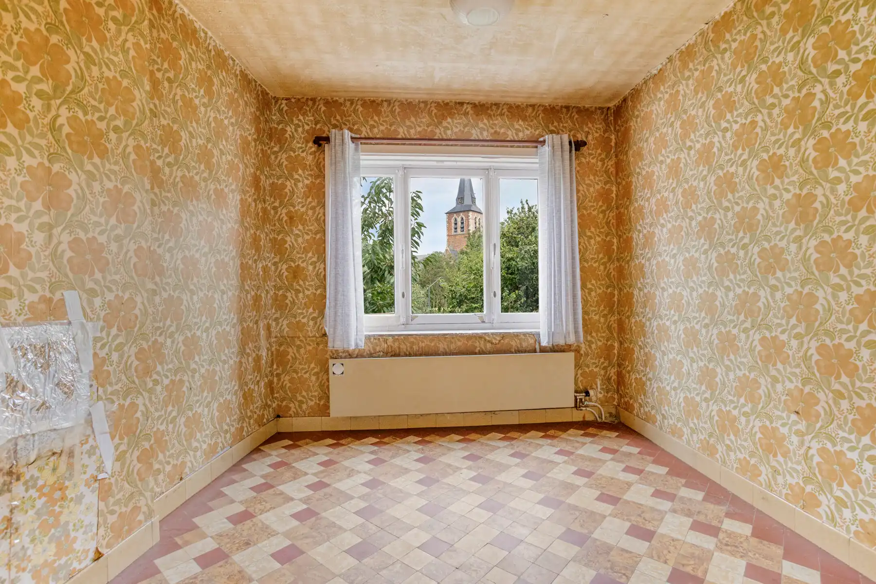 Charmante te renoveren woning met tuin in Appelterre foto 16