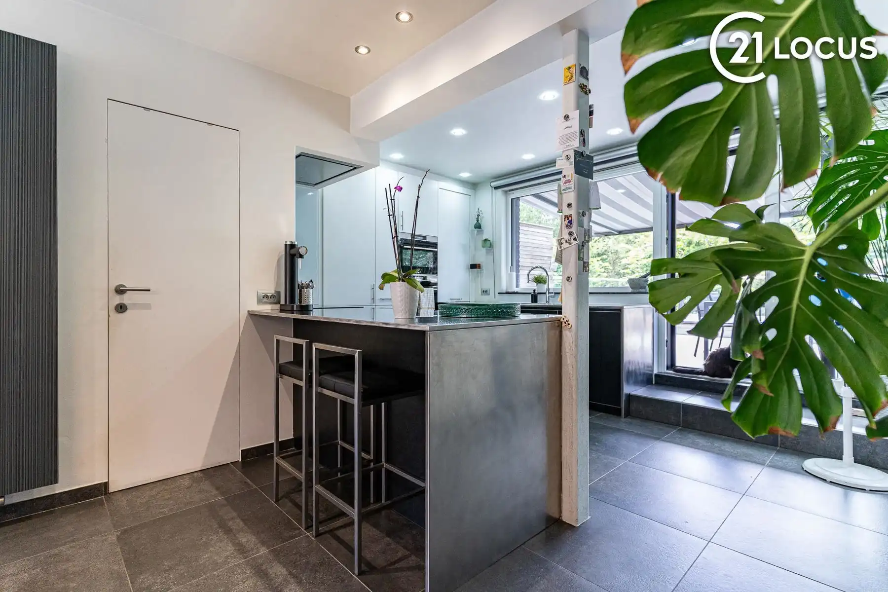 Exclusieve bel-etage met praktijkruimte en tuin foto 7