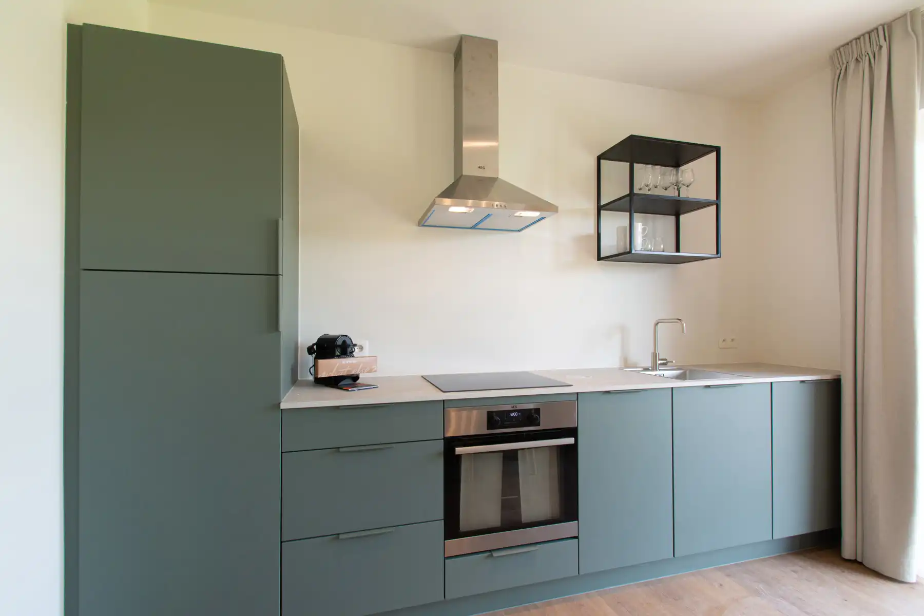 Gemeubeld 1K appartement omringd door park en natuur  foto 6