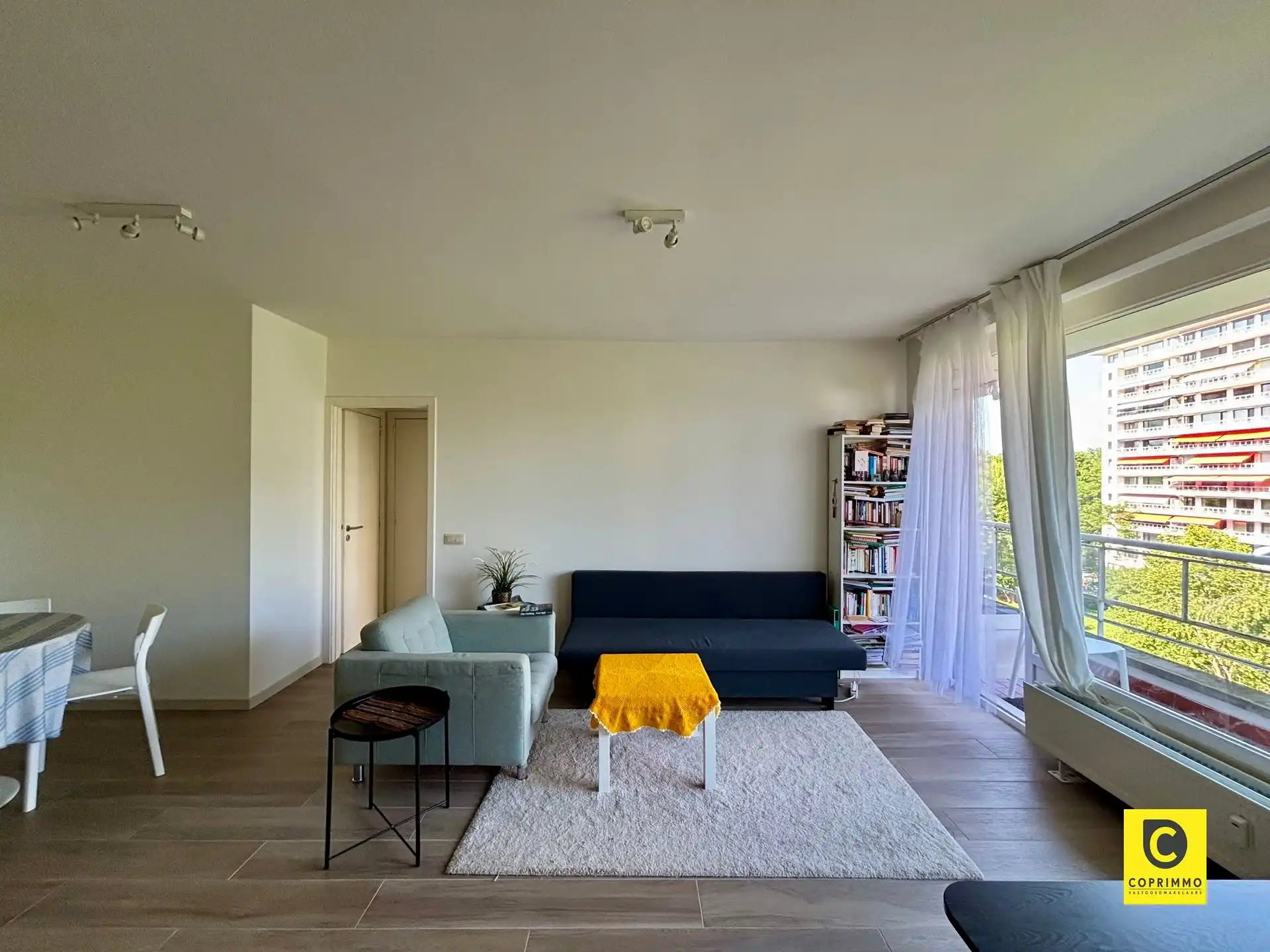 Instapklaar 1 slk app met terras op centrale ligging! foto 6
