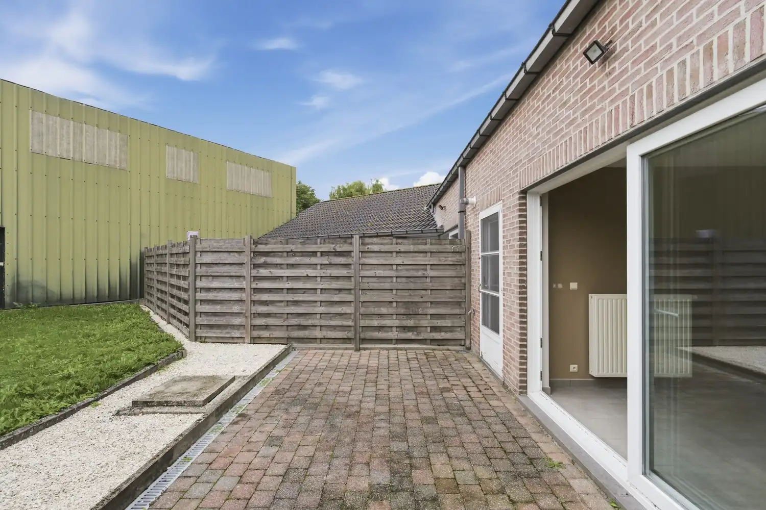 IZENBERGE: Recente rijwoning met alle comfort, 3 slaapkamers, gezellig tuintje en garage op 151m² grondopp. foto 18