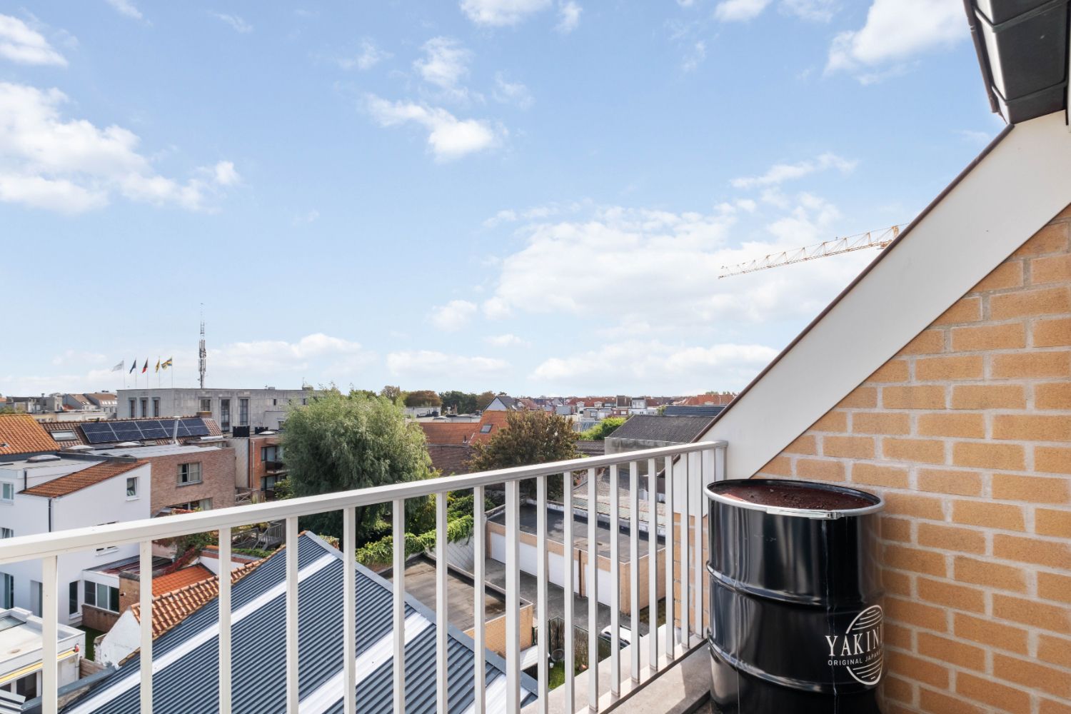 Prachig instapklaar drie slaapkamerappartement met twee terrassen foto 17