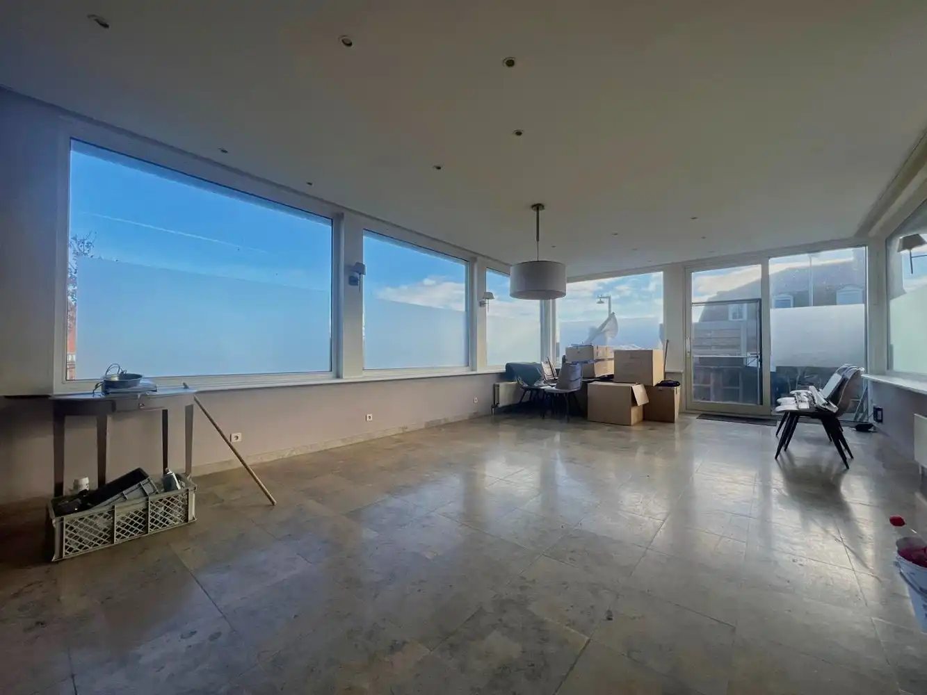 Uniek handelspand (269 m²) op toplocatie +ruime parking! foto 8