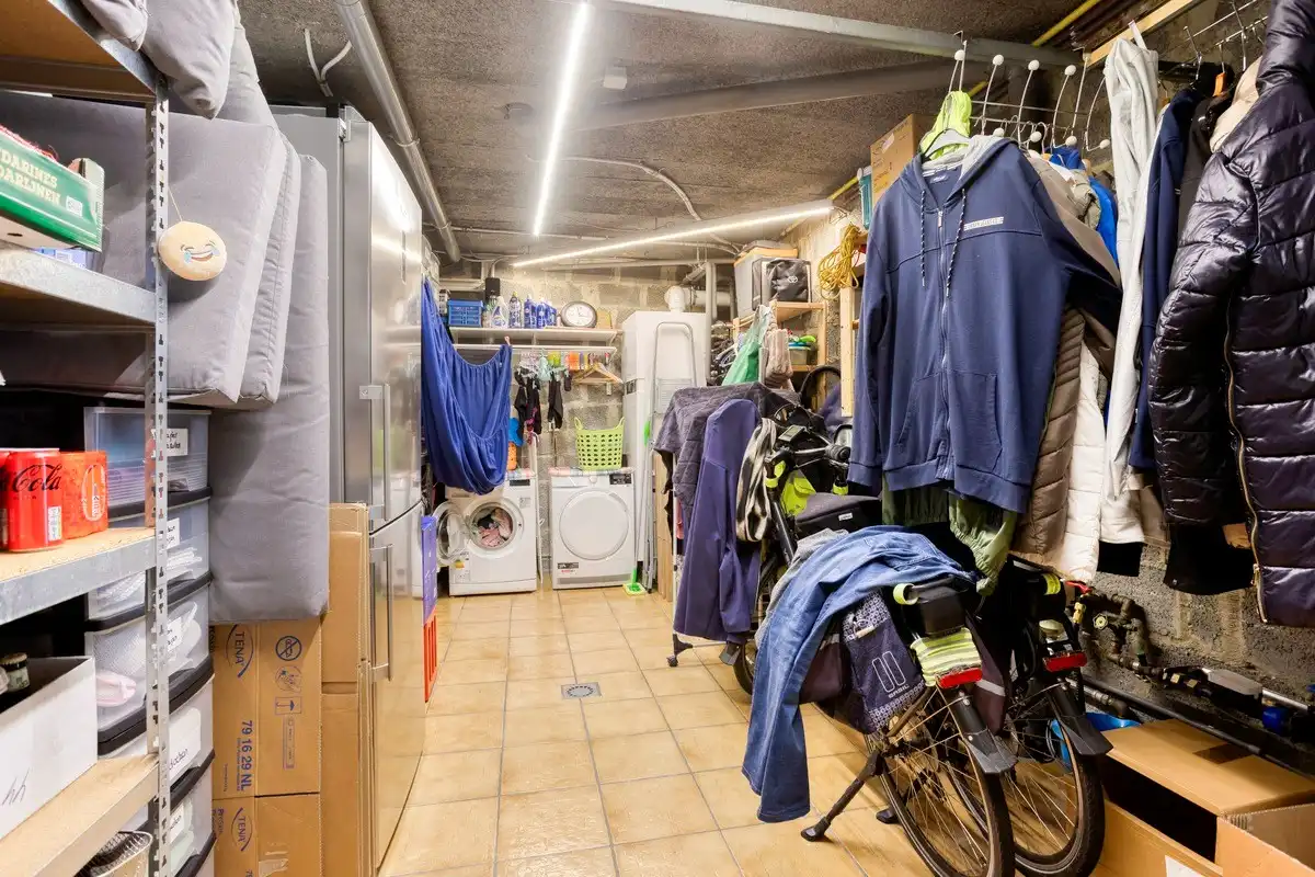 Rustig gelegen instapklare B-label gezinswoning met 5 slaapkamers, garage en zonnige tuin foto 20