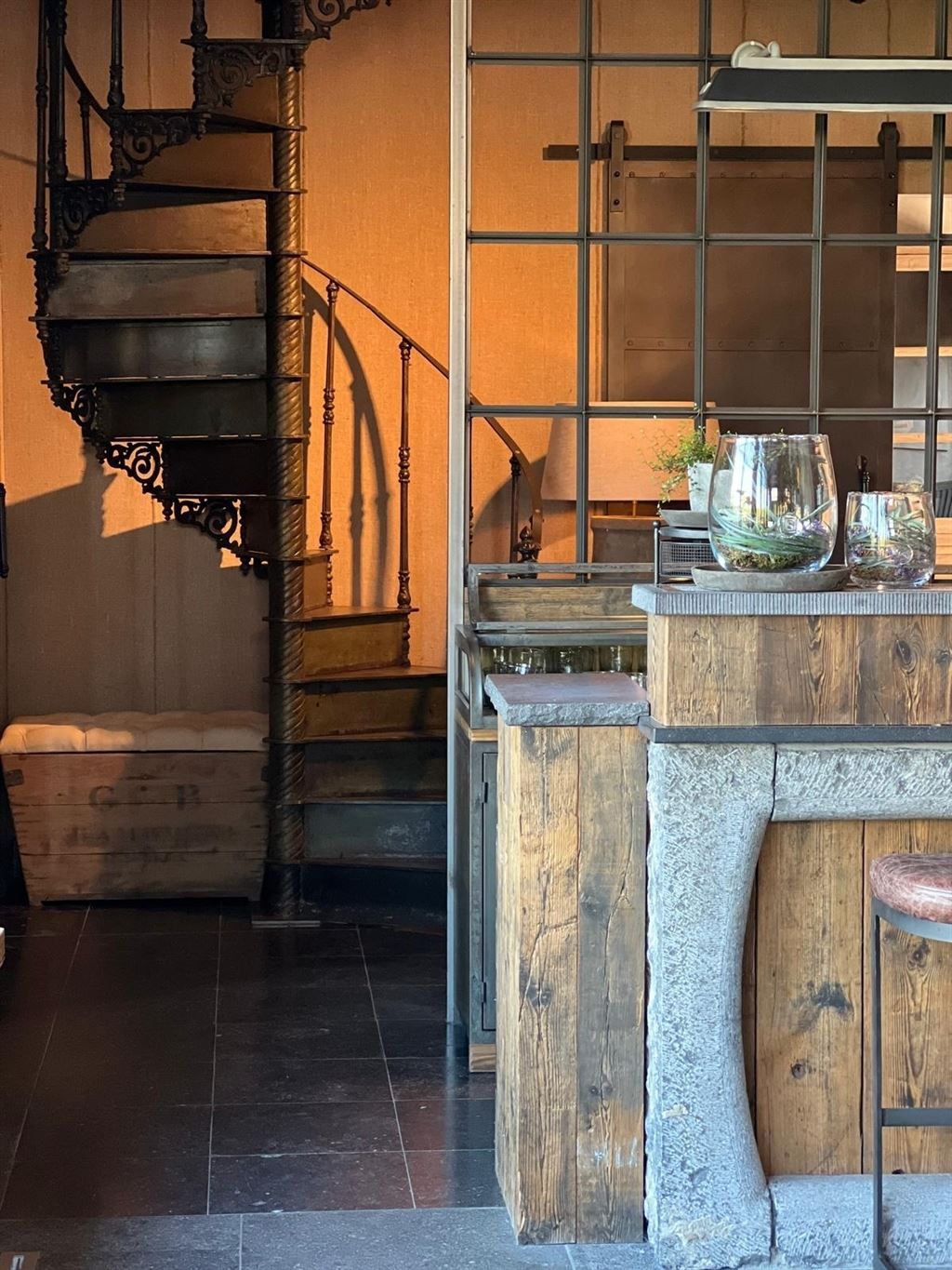 Landelijke villawoning met multifunctioneel aangrenzend gebouw foto 16