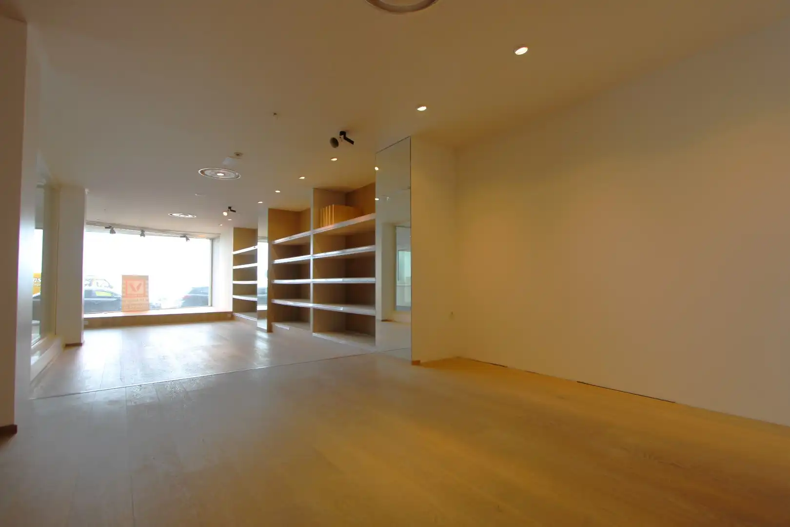 Verhuurd winkel te koop van 471 m² te Zeedijk  678-679 foto 12