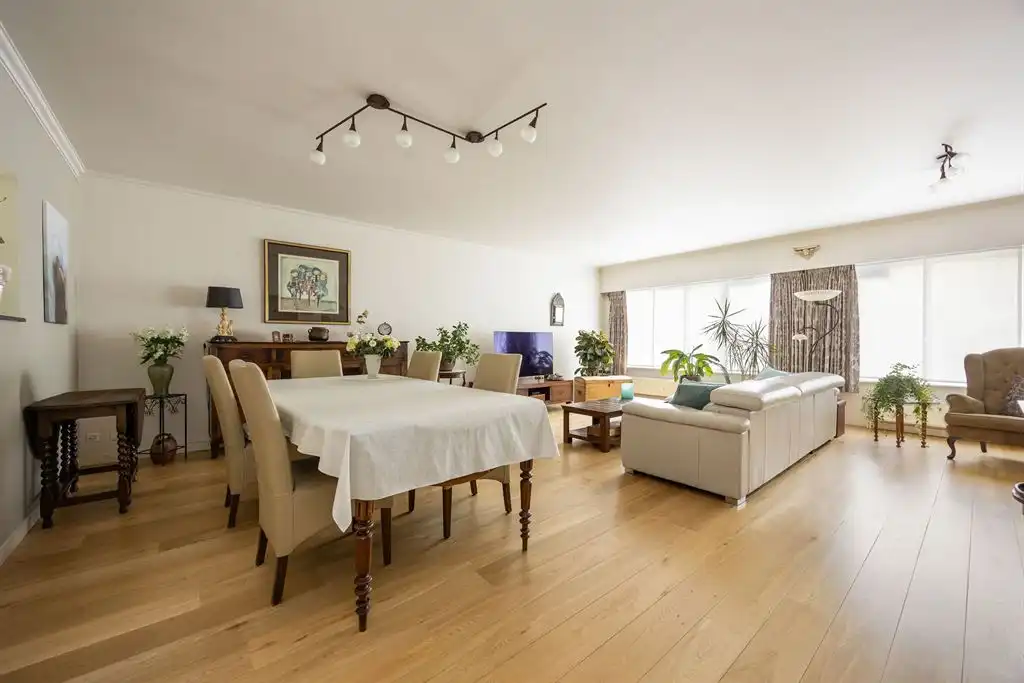 Mooi afgewerkt gelijkvloersappartement als investering foto 2