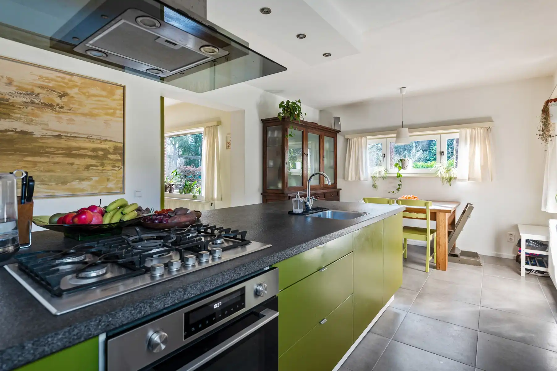 Ruim en rustig wonen op een unieke topligging foto 15
