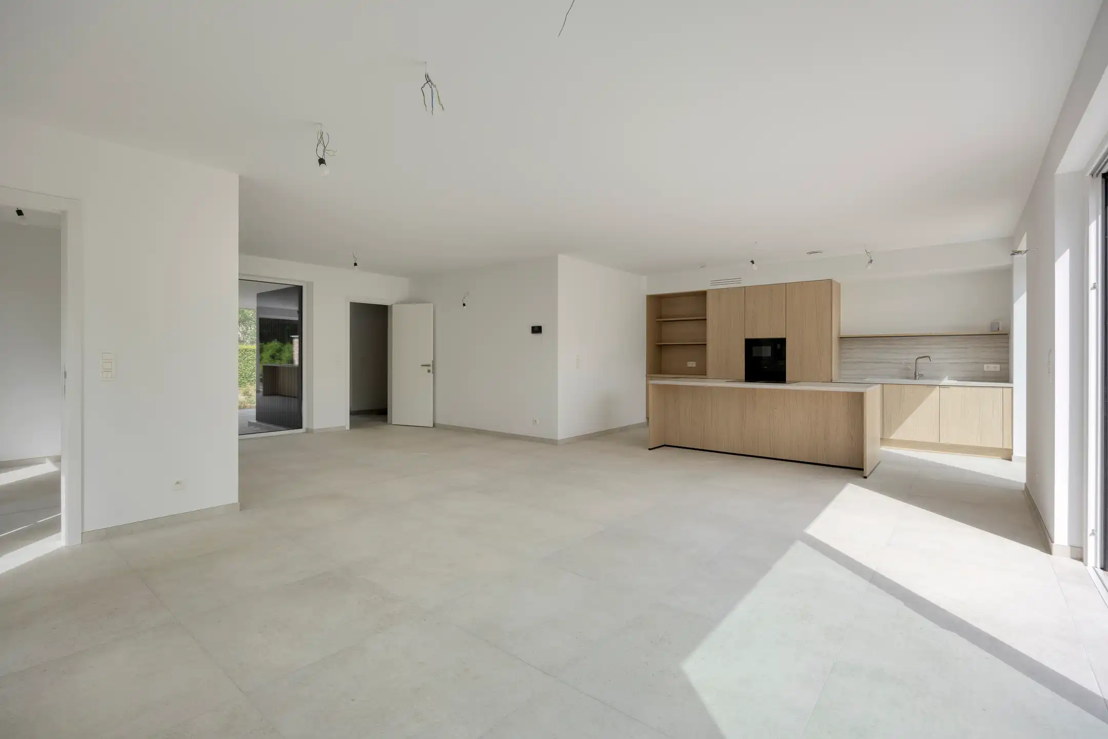 Nieuwbouwwoning met 6 slaapkamers & 3 badkamers (aan 6% btw) foto 7
