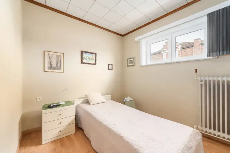 Charmante Open Bebouwing - 4 slpkmrs, ruime oprit en meer dan 150 m² opslagruimte! foto 10