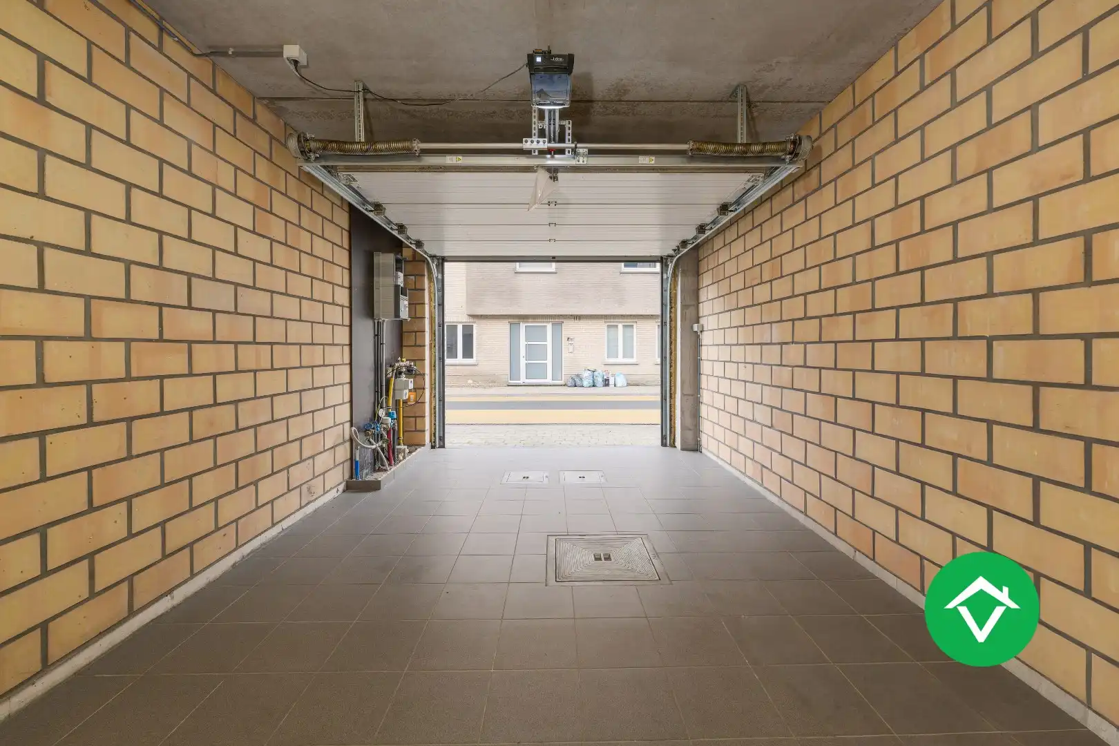 Instapklare energiezuinige woning (2018) met garage en tuin in Zevekote foto 17
