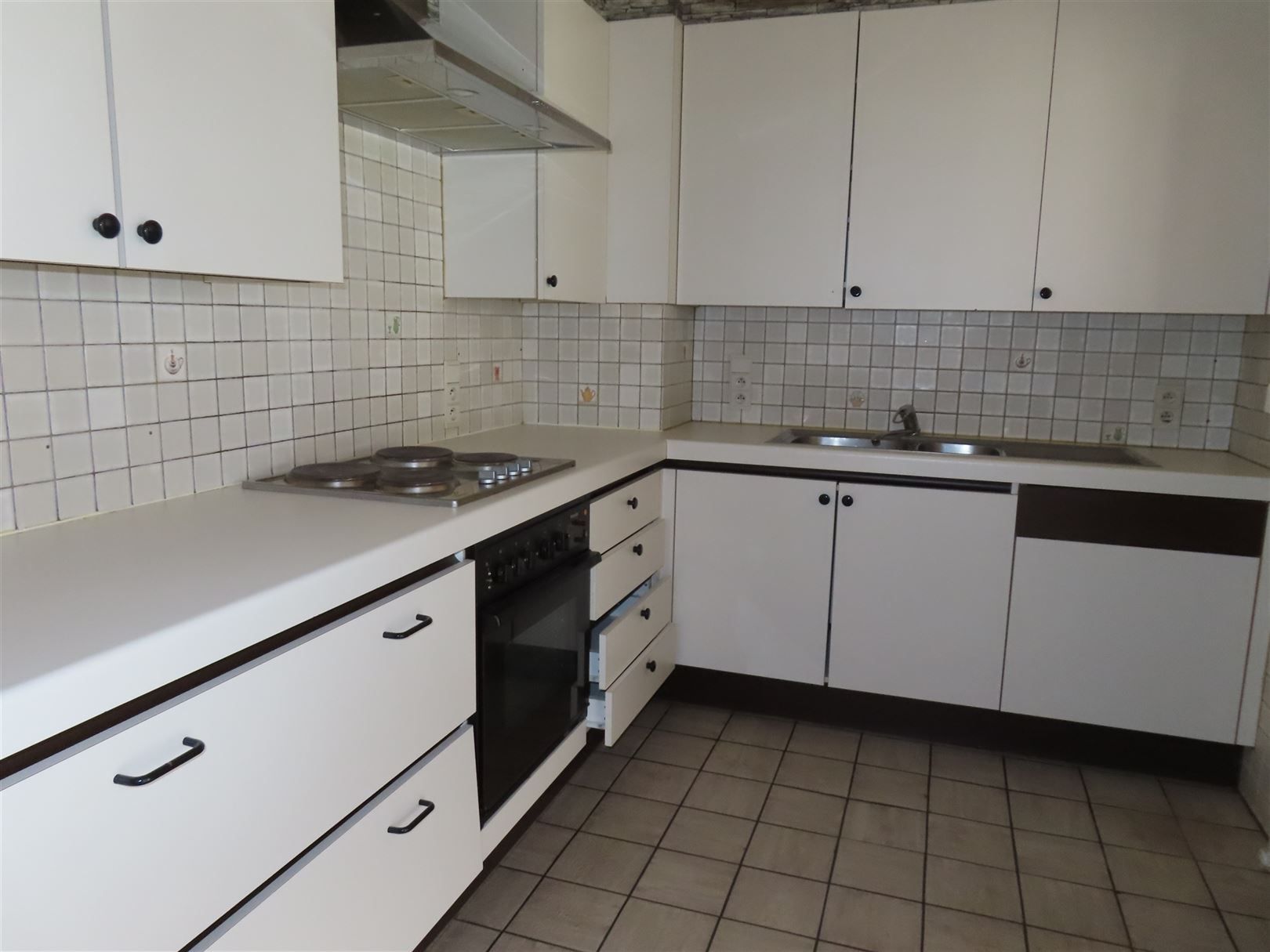 TE KOOP: te renoveren appartement op toplocatie! foto 3