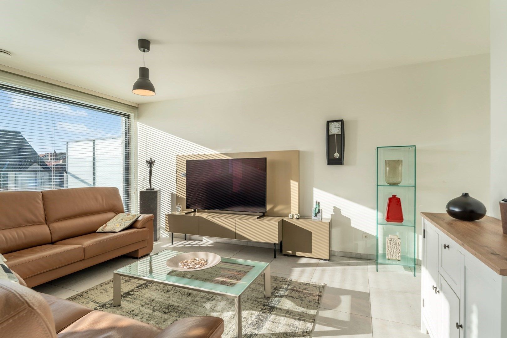 Knap hedendaags dakkappartement met ruime terrassen vlak bij het centrum foto 3