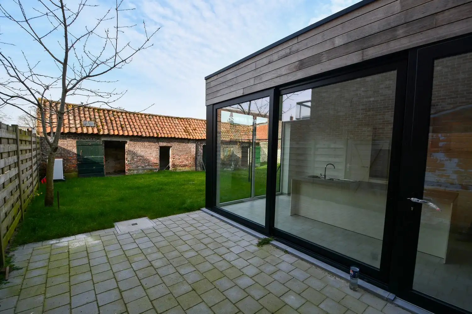 Volledig gerenoveerde charmante dorpswoning met uitmuntende energiescore foto 2