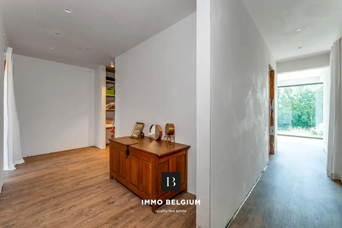 Nieuwbouwvilla onder registratierecht met 4 slaapkamers foto 8