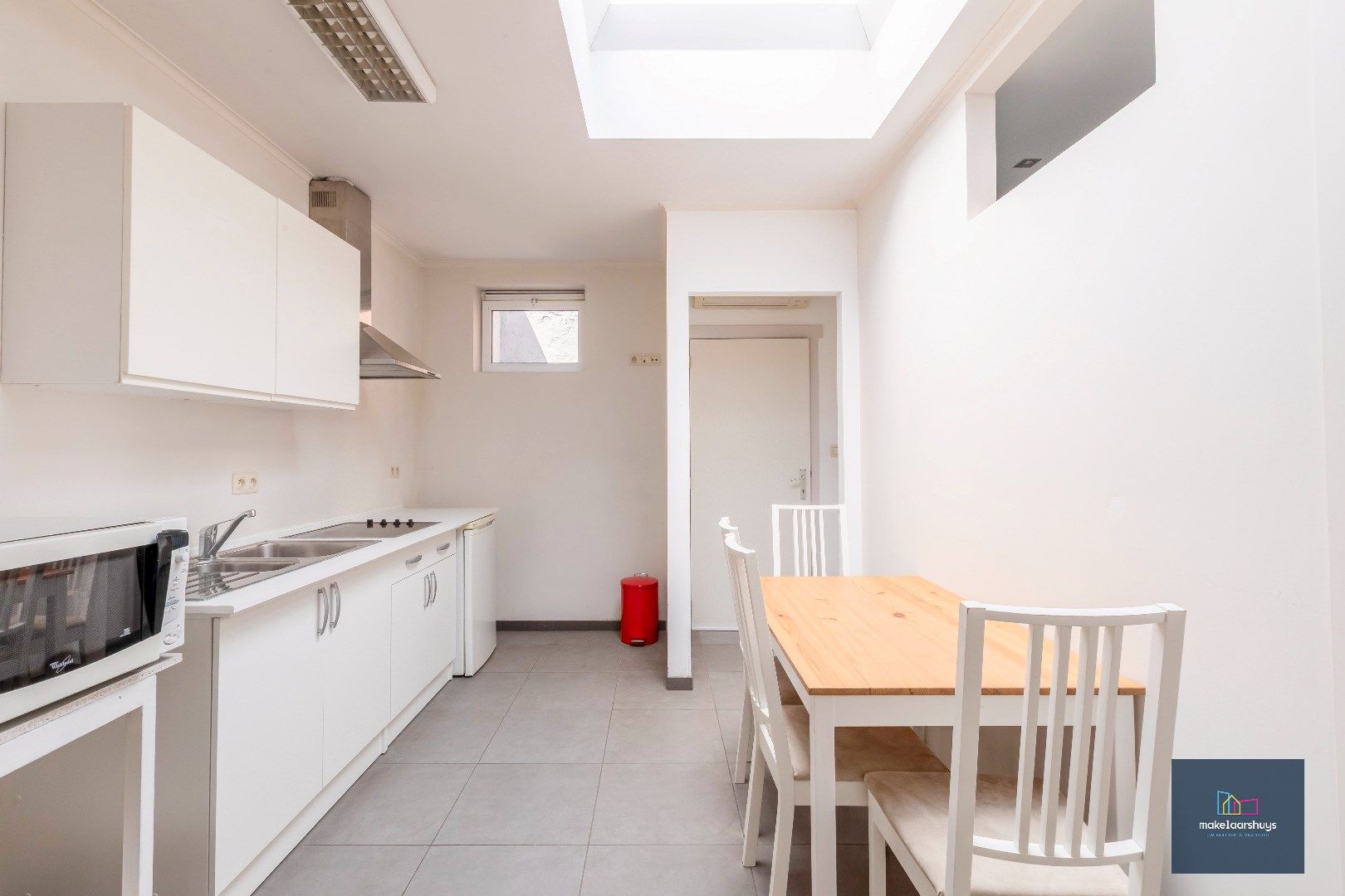 Eigendom met handelsgelijkvloers en duplexappartement  foto 18