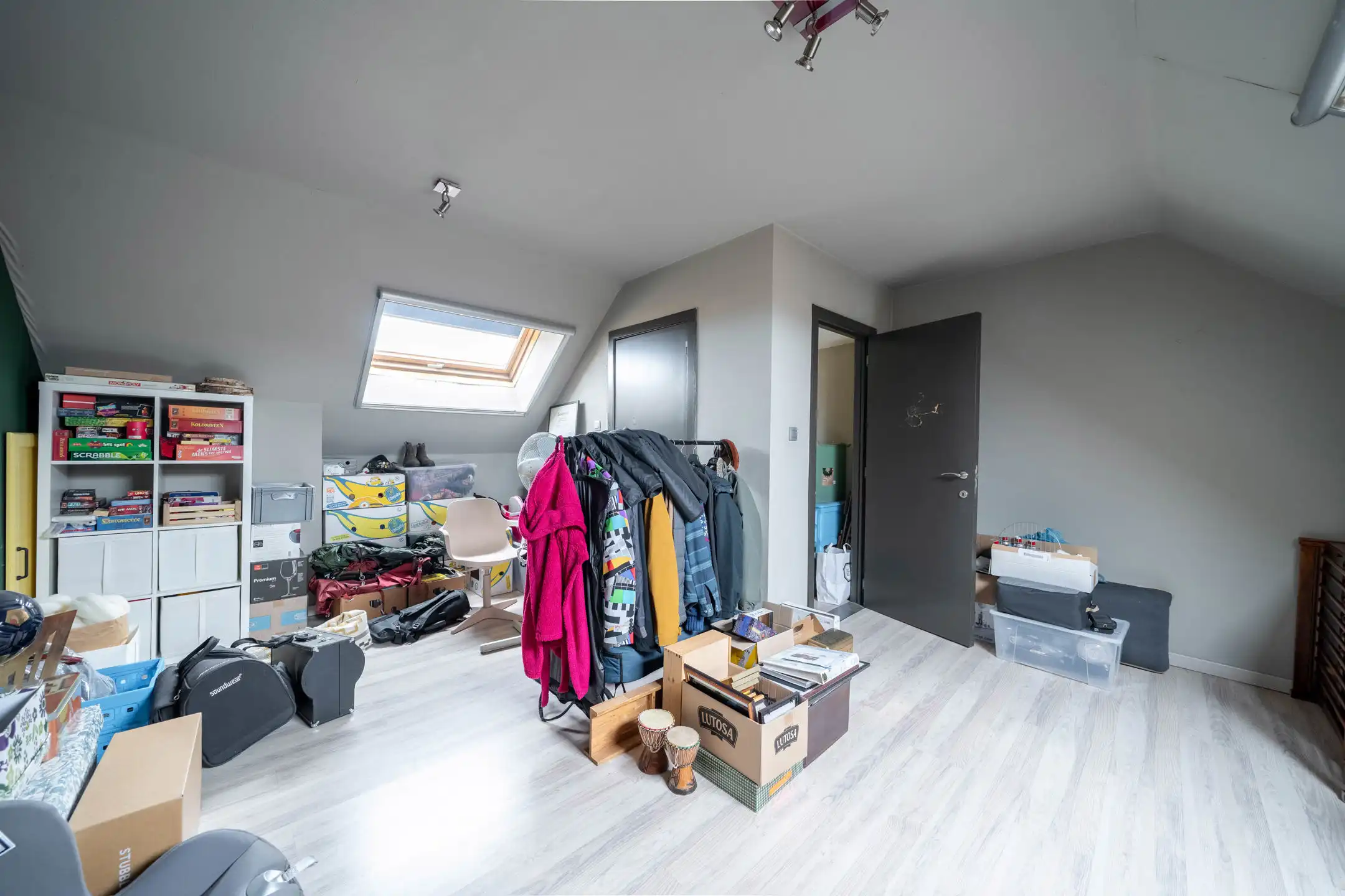 Karaktervolle en instapklare woning met 3 slpk in hartje Herenthout foto 16